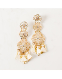 Cream/ gold Earring